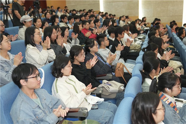 公共政策研究院院长陈振明