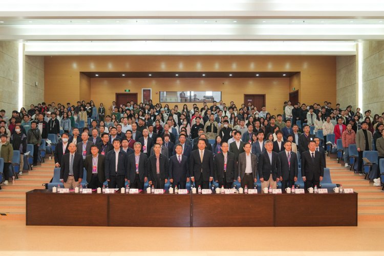 欧洲杯压球官网帮助中心政治学迎来学科